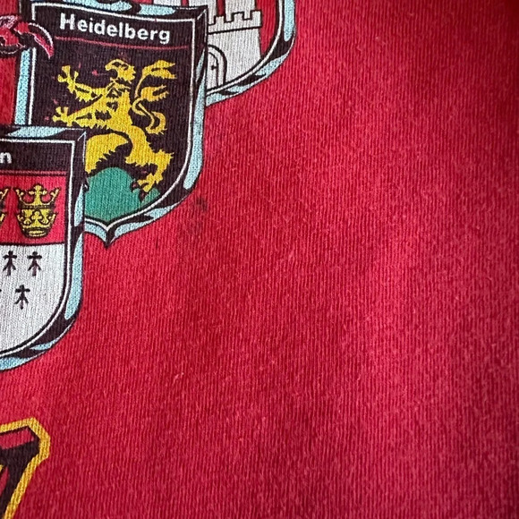 Vintage 1980s Deutschland Germany T-Shirt M Red Tee Crest Worn - Picture 8 of 8